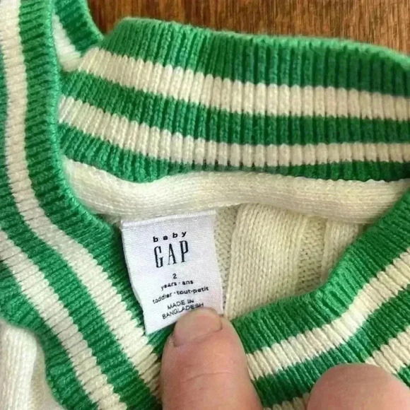 Cable  knit toddler varsity shirt - Picture 3 of 3